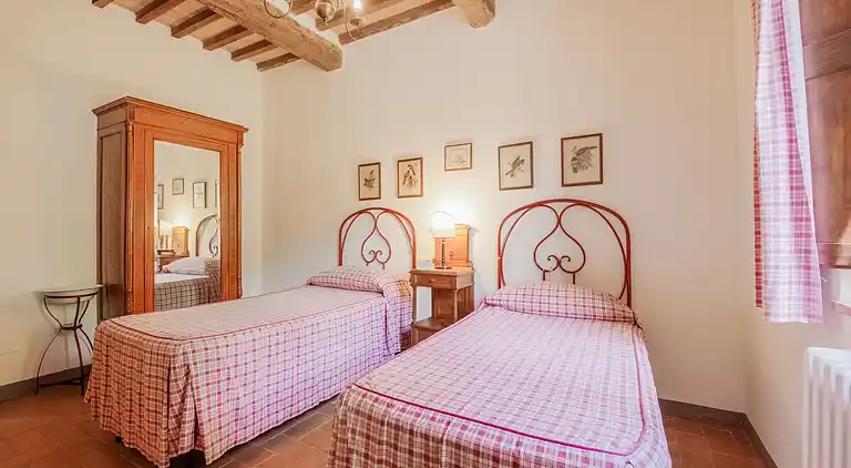 Farm house in Terricciola