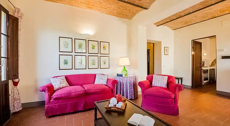 Farm house in Terricciola