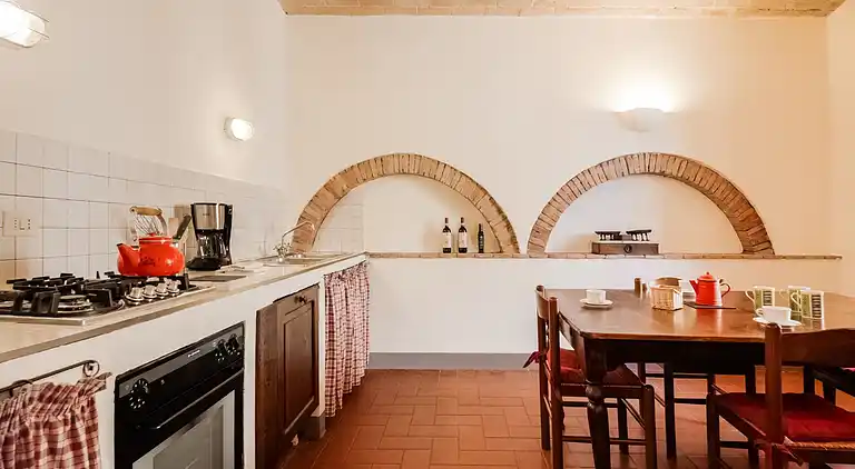 Farm house in Terricciola