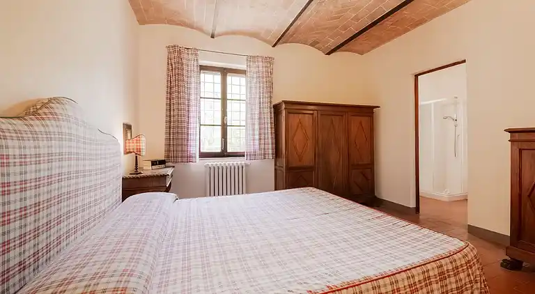 Farm house in Terricciola