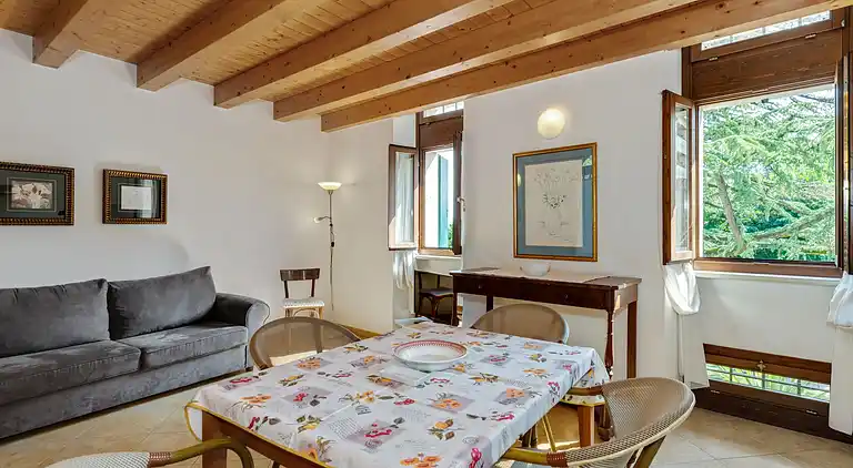 Manor house in Pesina Spezie