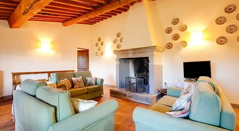 Farm house in Terricciola