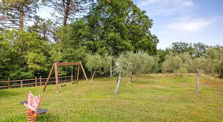 Farm house in Terricciola