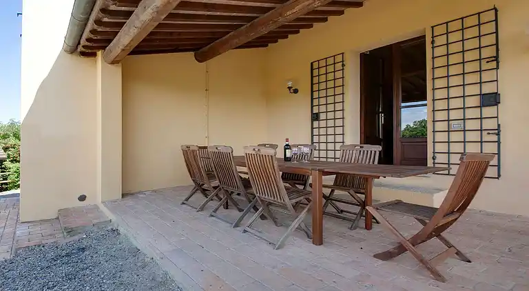 Farm house in Terricciola