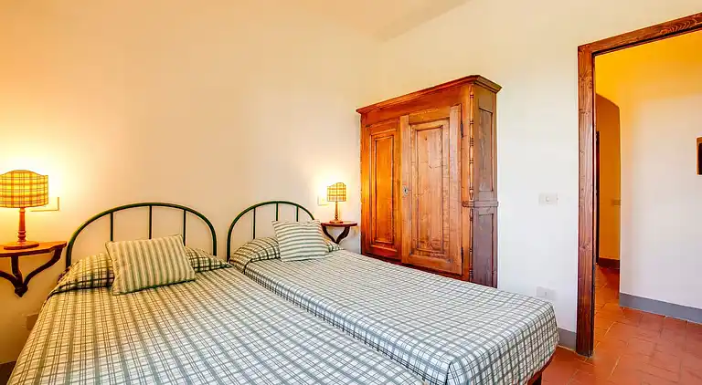 Farm house in Terricciola