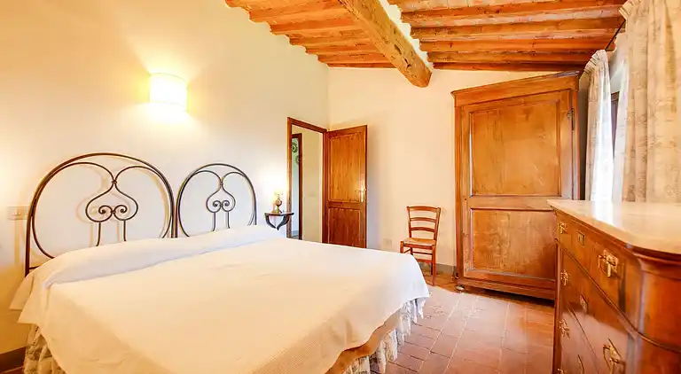 Farm house in Terricciola