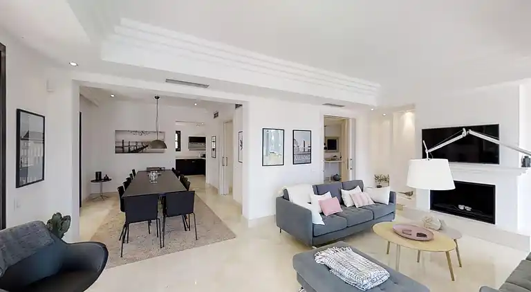 Luksus villa med opvarmet pool!