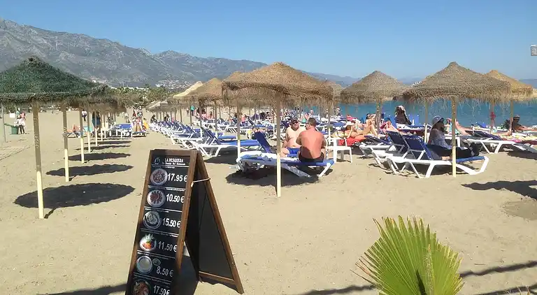 Luksus villa med opvarmet pool!