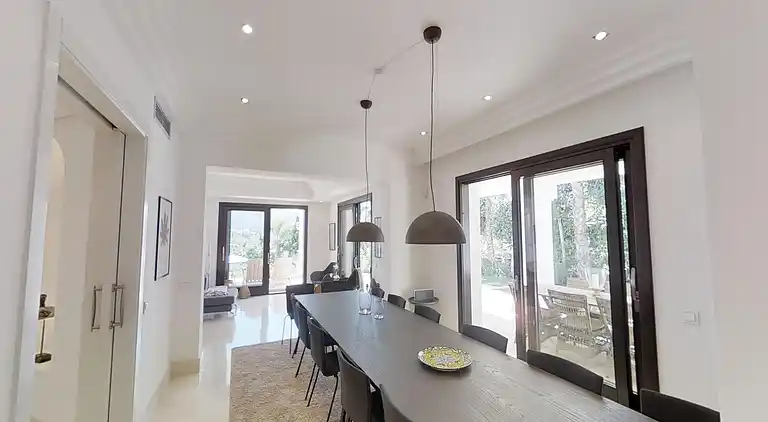 Luksus villa med opvarmet pool!