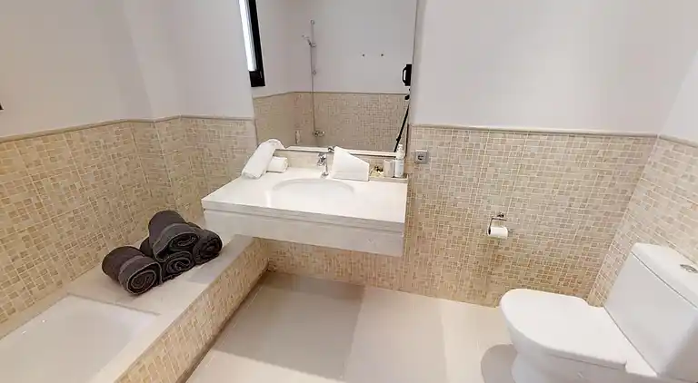 Luksus villa med opvarmet pool!