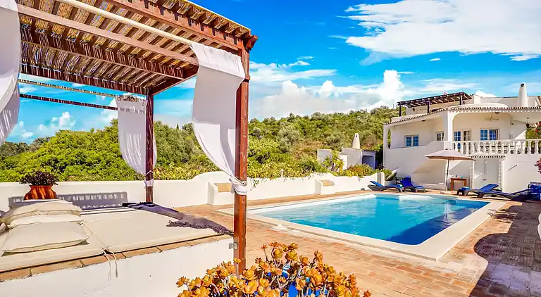 Villa in Santa Bárbara de Nexe