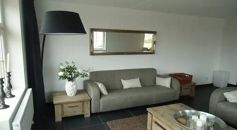 Villa in West-Graftdijk