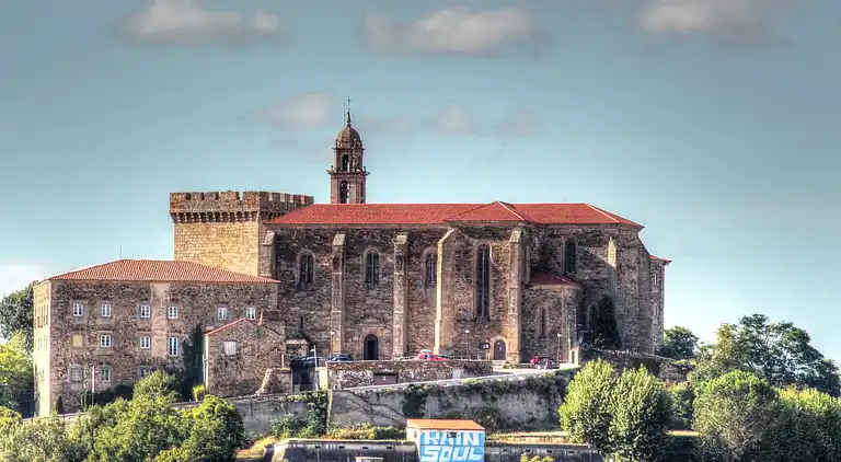 Gårdhus i Castrotañe