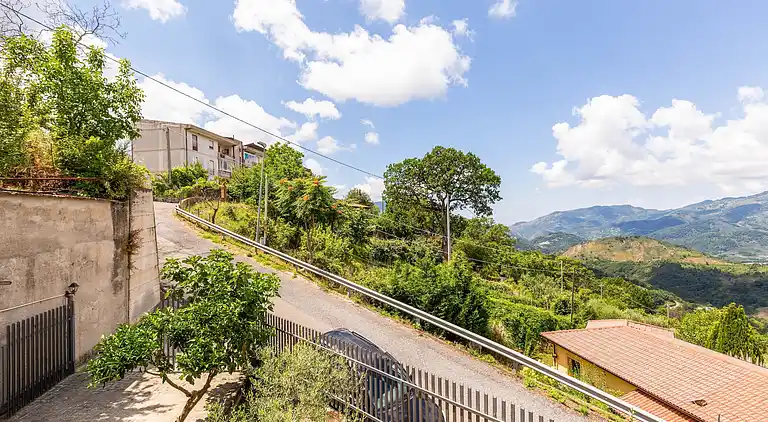 Cottage in Motta Santa Lucia