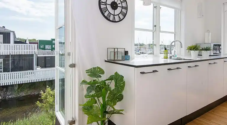 3 vær.,1.+ 2. etage