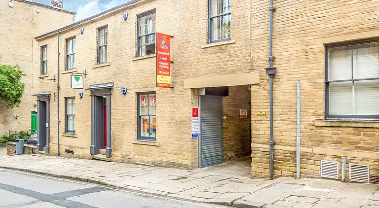 Holiday home in Bradford