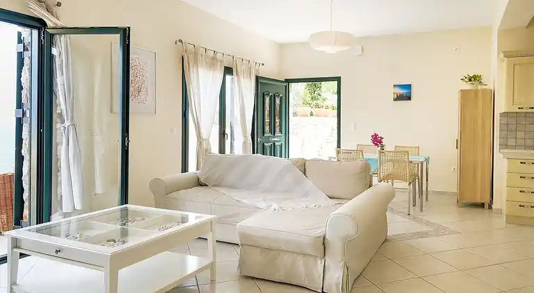 Villa in Pera Melana