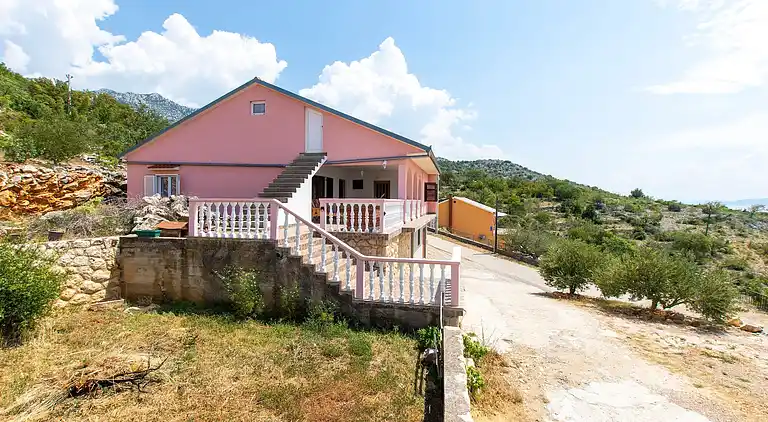 Appartement in Tribanj