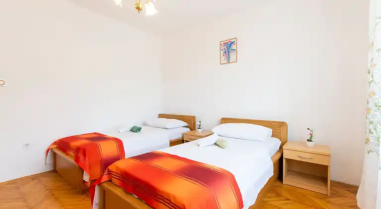 Appartement in Tribanj