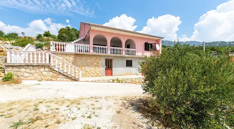 Appartement in Tribanj