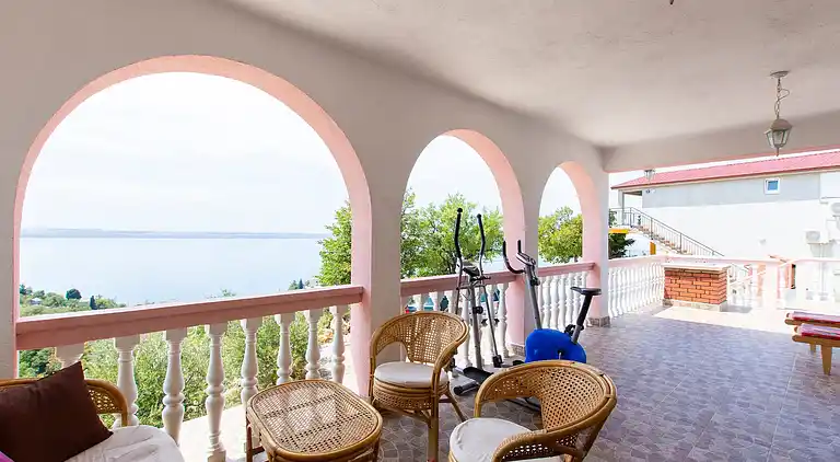 Appartement in Tribanj