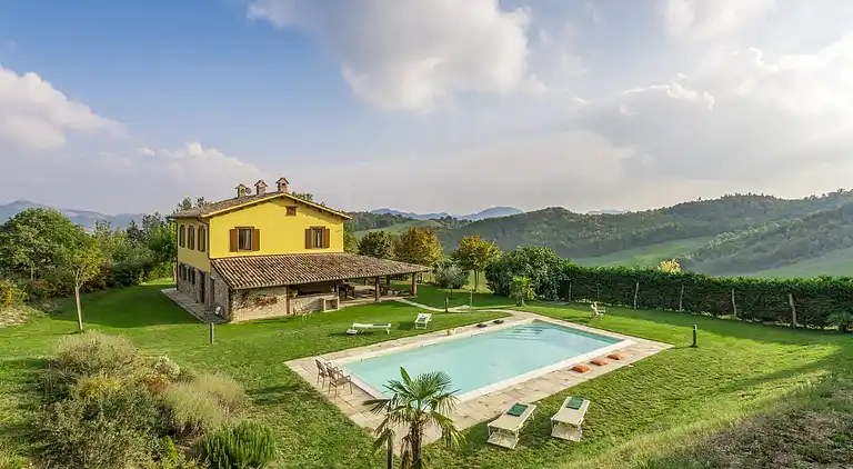 Villa in Piandimeleto