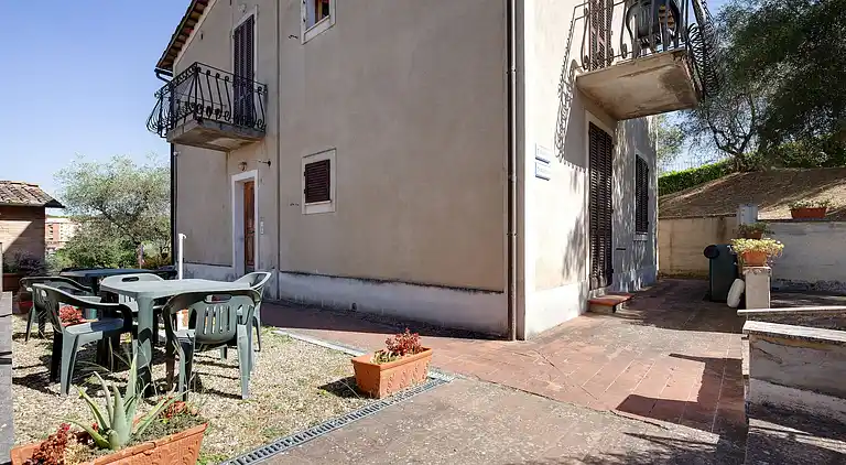 Manor house in Siena