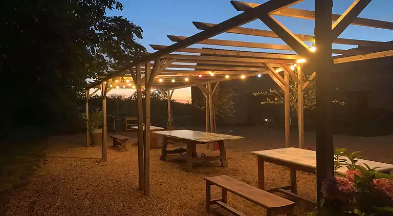 Semesterbostad i Champteussé-sur-Baconne