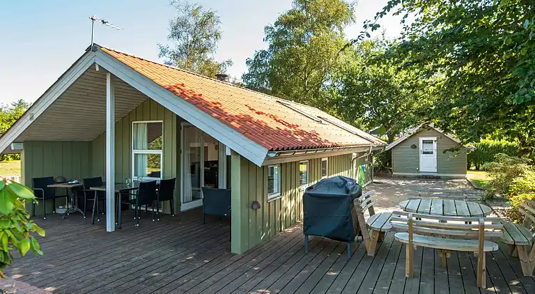 Semesterbostad vid Hejlsminde Strand