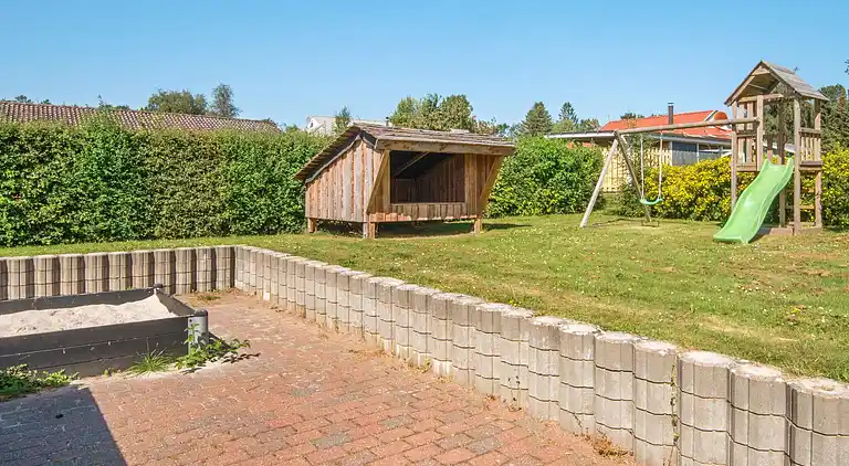 Semesterbostad vid Hejlsminde Strand