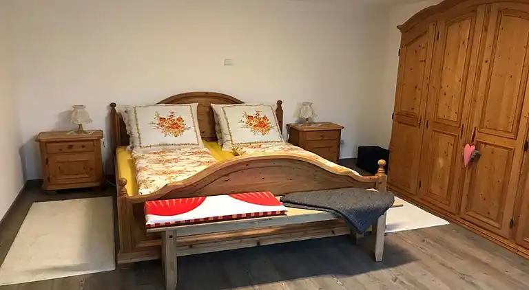 Apartment in Neukirchen-Balbini