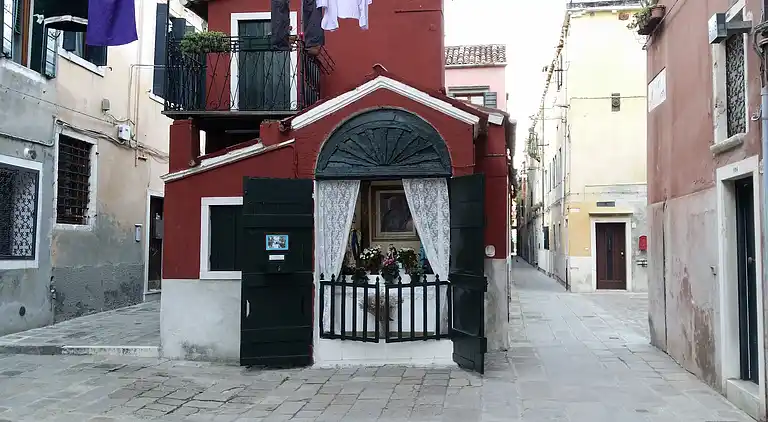 Apartment in the historic center of Venice Free Wifi Netflix