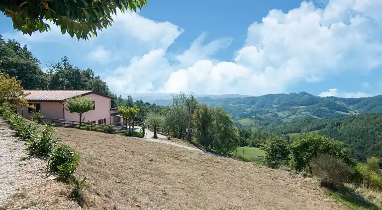 Gårdhus i Apecchio