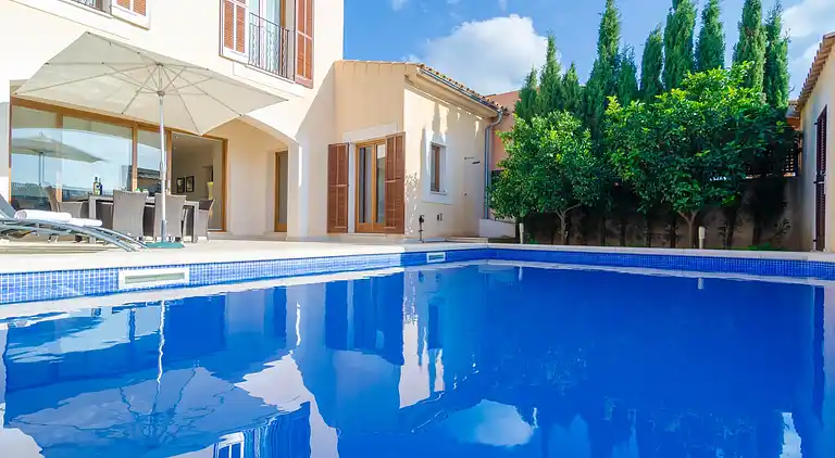 Villa in Son Carrió