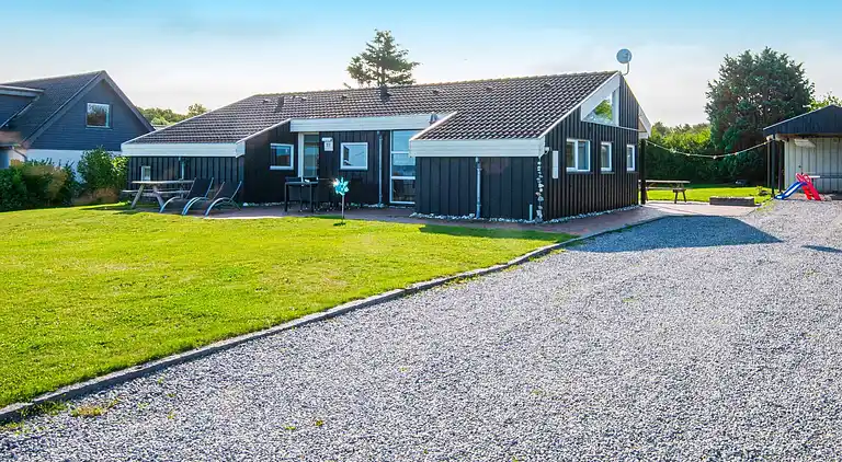 Holiday home in Allingåbro