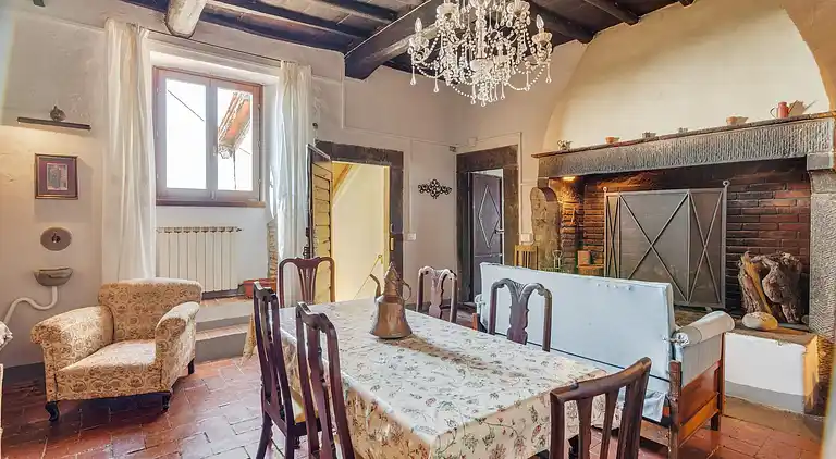 Gårdshus i Pulicciano