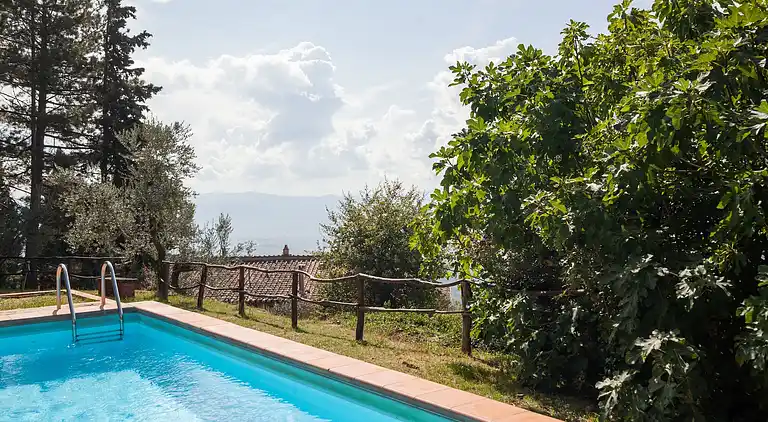 Gårdshus i Pulicciano