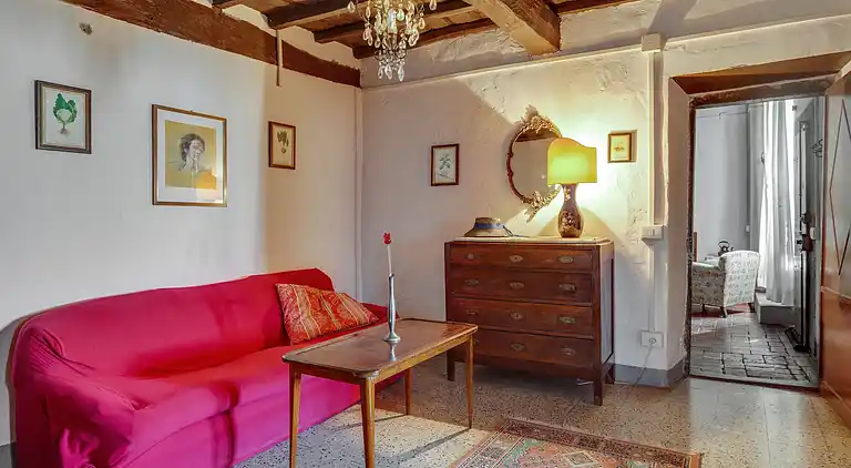 Gårdshus i Pulicciano