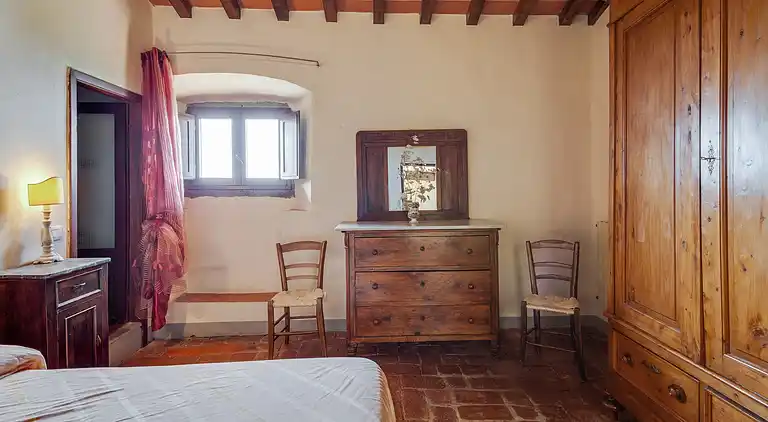 Gårdshus i Pulicciano