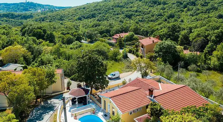 Villa in Ripenda Kras