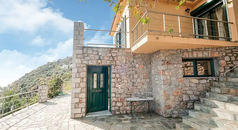 Villa in Pera Melana