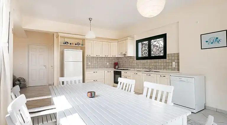 Villa in Pera Melana