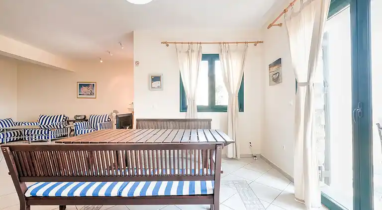 Villa in Pera Melana