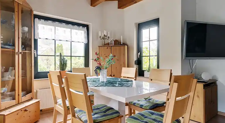 Holiday home in Elpe