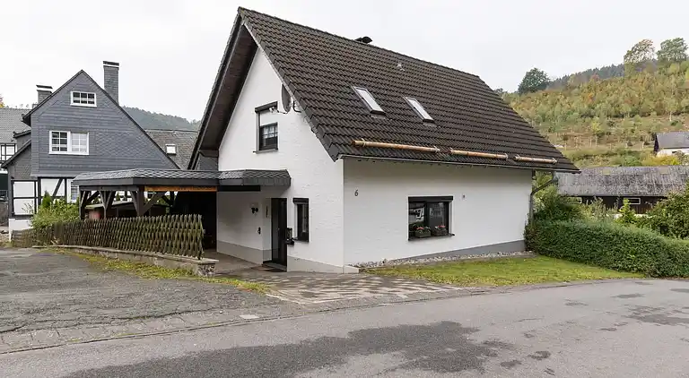 Holiday home in Elpe