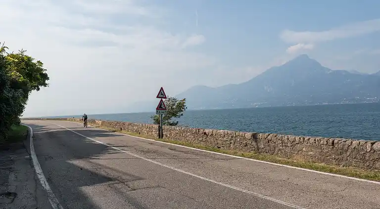 Semesterbostad i Torri del Benaco