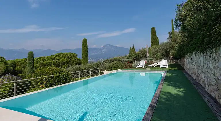 Semesterbostad i Torri del Benaco