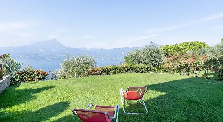 Semesterbostad i Torri del Benaco