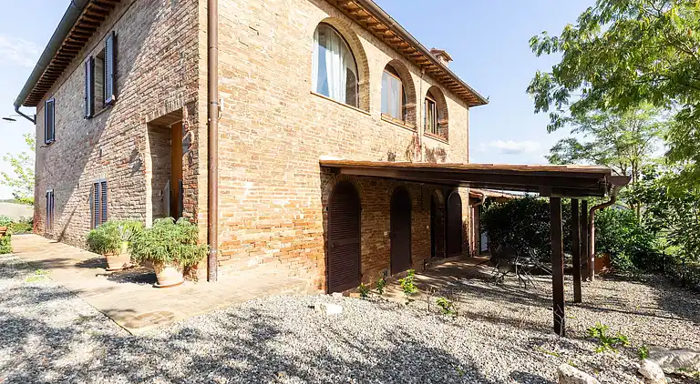 Farm house in Buonconvento