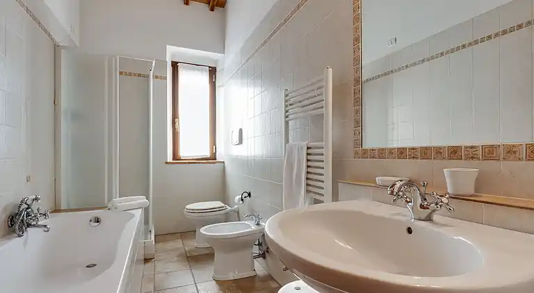 Farm house in Buonconvento